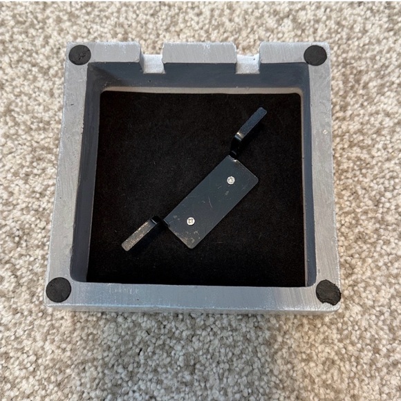 Scentsy Warmer Pedestals - Picture 3 of 7